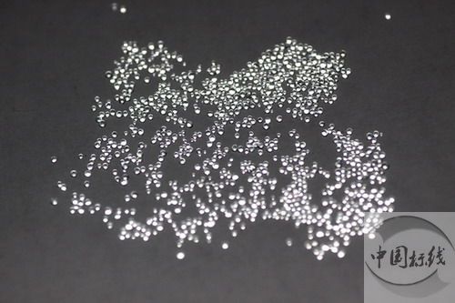 丰城金属表面处理厂喷砂玻璃微珠清理